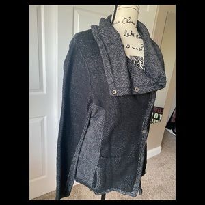 Ruff Hewn snap top. XL